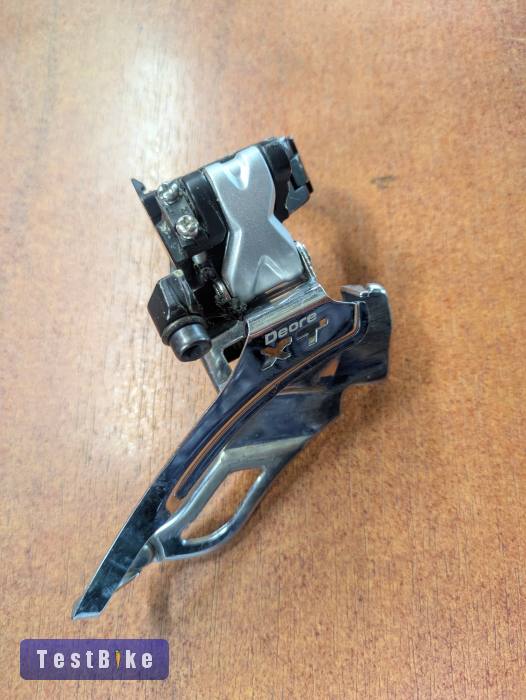 Fox Float RP23 rugóstag, Sram X9 váltókarok, XT váltók stb