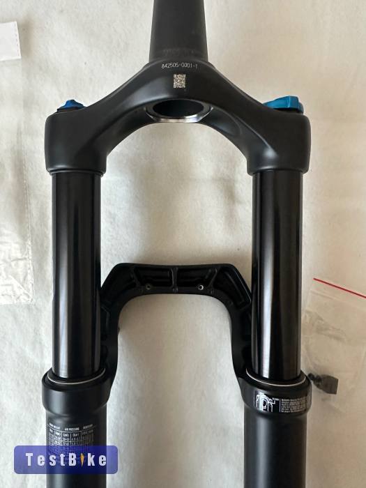 Fox Fork 34 Rythm és Factory Grip2 Új teleszkóp villák