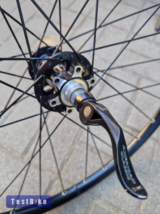 FRM (BOR) XMD 333 Tubeless Ready/ Novatec kerékszett 1482 gr