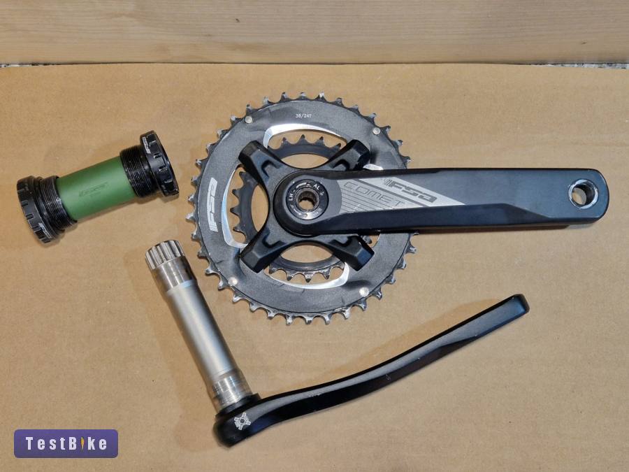 FSA Comet integrált tengelyes hajtómű és középcsapágy