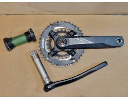 FSA Comet integrált tengelyes hajtómű és középcsapágy