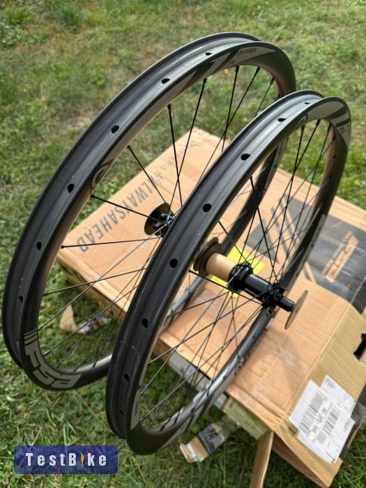 FSA i29 Carbon 29/27,5 mullet kerékszett