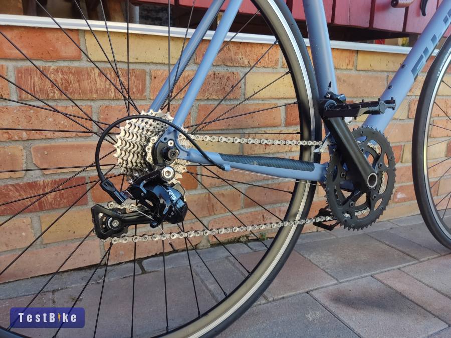 Fuji Roubaix országúti kerékpár bicikli