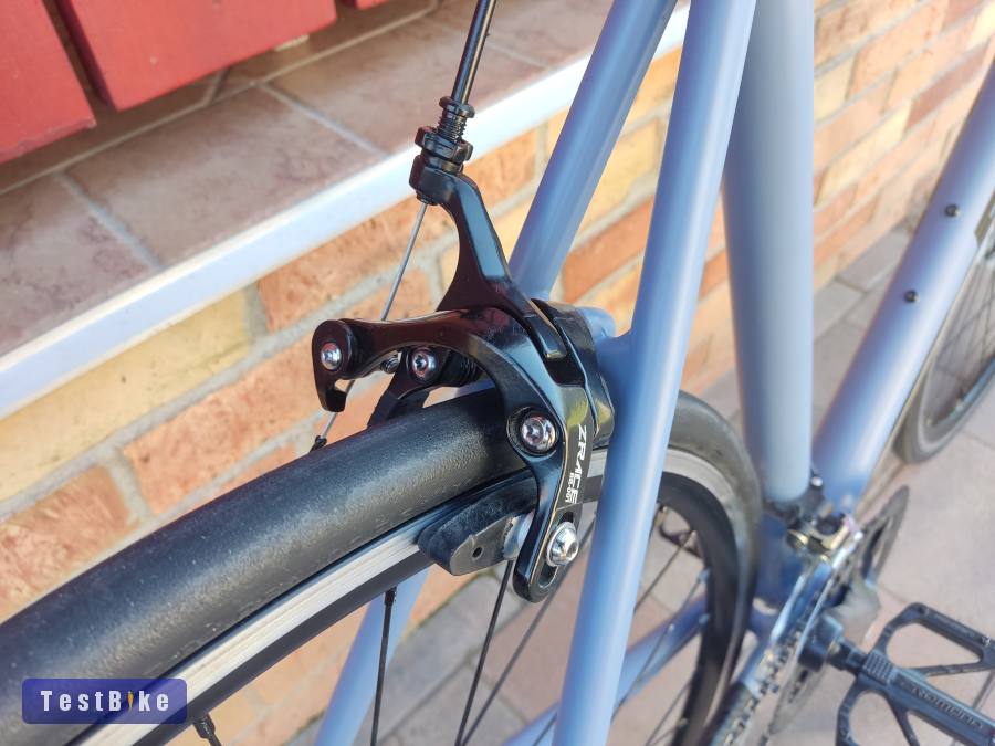 Fuji Roubaix országúti kerékpár bicikli