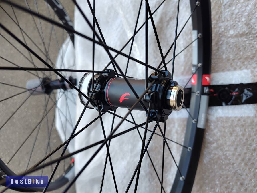 Fulcrum E-Fire 700 27,5" boost 35 mm még nem használt 