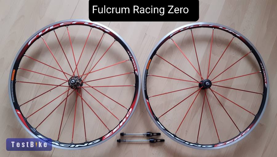 Fulcrum Racing Zero 2 Way Fit országúti kerékszett. Újszerű!