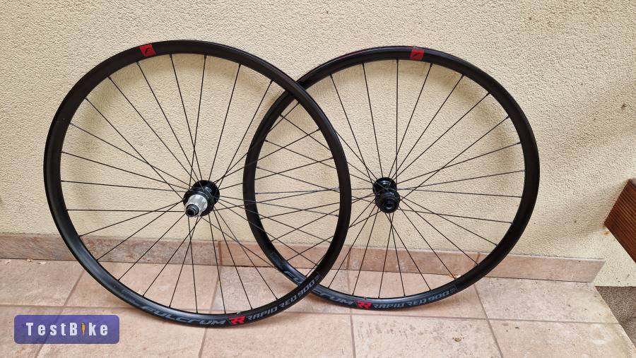 Fulcrum Rapid Red 900 DB gravel kerékszett, campa