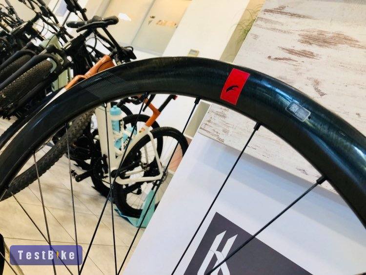 Fulcrum Wind 40 disc HG kerékszett