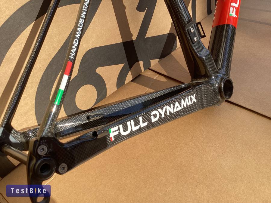 Full Dynamix, Gravel, Columbus Spirit, Carbon, Disc Fék
