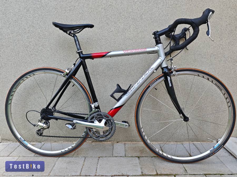 Full Shimano Ultegra 3x10, alu 56-os váz, Shimano kerekek