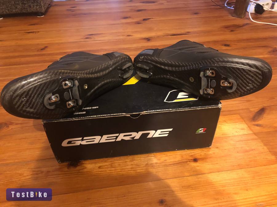 Gaerne Carbon G. Tornado Essential Black - 43-as