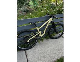 Garanciális Santa Cruz Hightower 29"