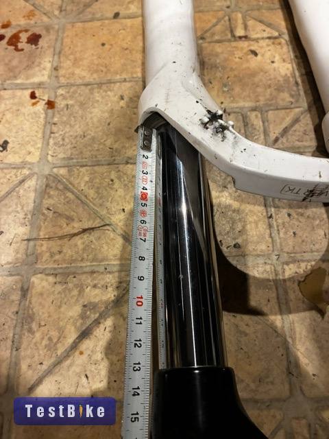 GARÁZS ÜRÍTÉS Használt Rock Shox Recon Solo Air eladó