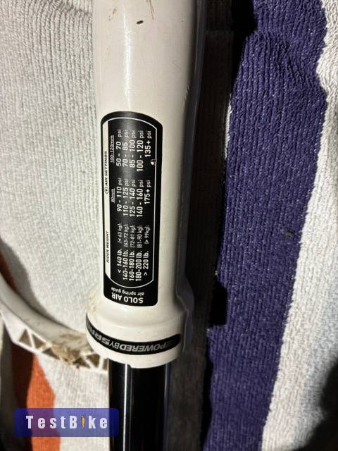 GARÁZS ÜRÍTÉS Használt Rock Shox Recon Solo Air eladó