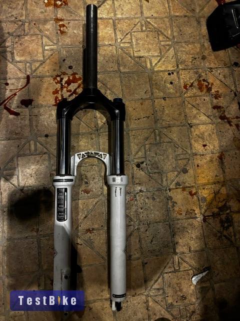 GARÁZS ÜRÍTÉS Használt Rock Shox Recon Solo Air eladó