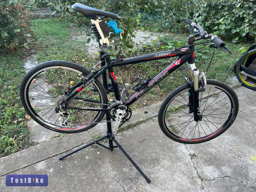 Genesis Element ProTeam Issue Limited Edition