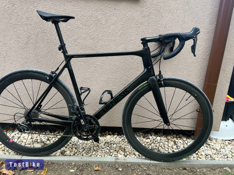 Genesis G zero.3 karbon országúti 57-es wattmérővel karbon k
