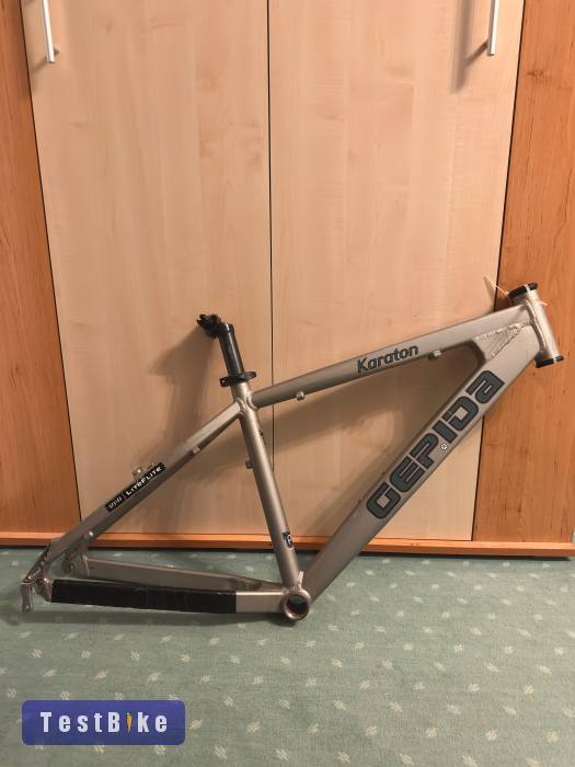 Gepida Karaton Pro 26-os váz