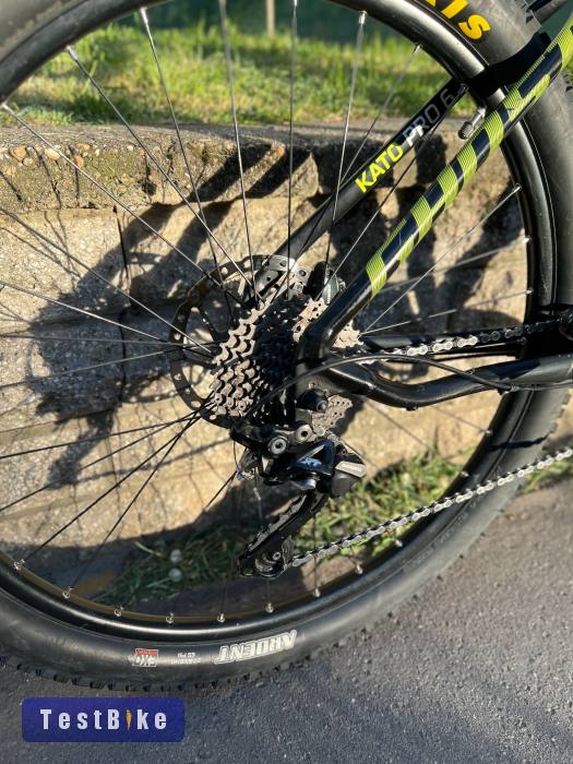 Ghost Kato Pro L 27.5 Átütős RockShox Reba 120mm