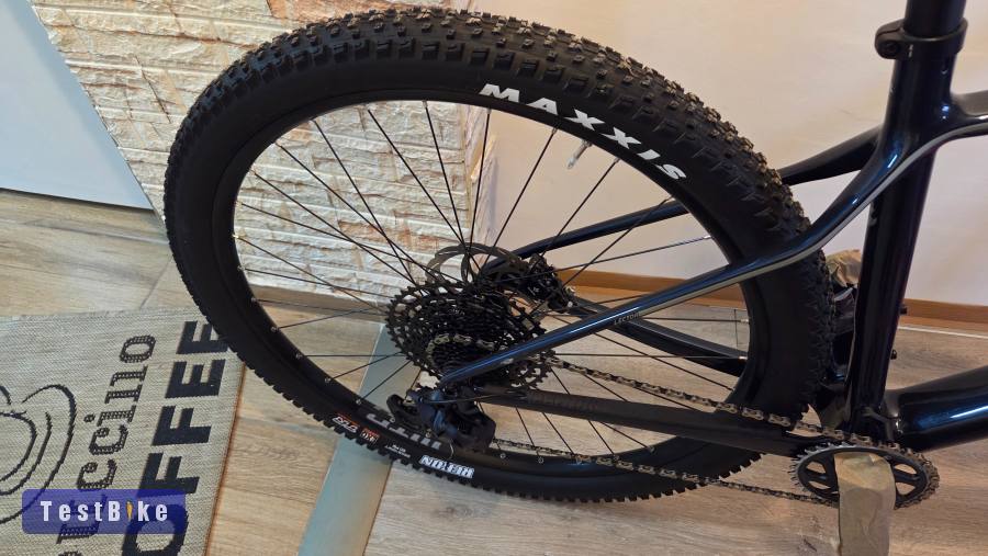 Ghost Lector Advanced 2025 29" L-es méret Karbon XC 