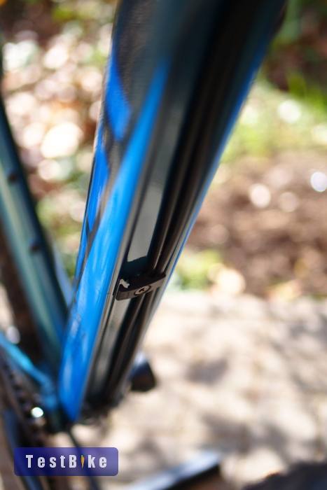 Ghost Square Cross 1x10 L méret