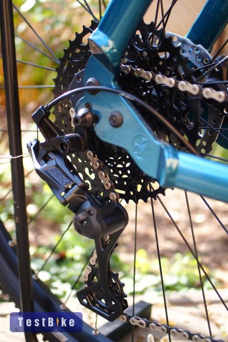 Ghost Square Cross 1x10 L méret