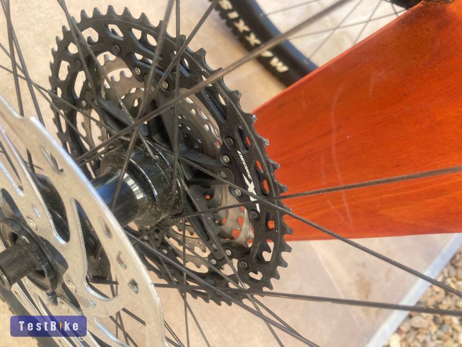 Giant AM29 komplett kerék eladó..XT,Maxxis,RT70L