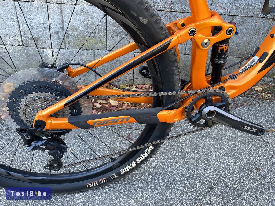 Giant Anthem 1 29" karbon váz, karbon kerékszett, FOX telók