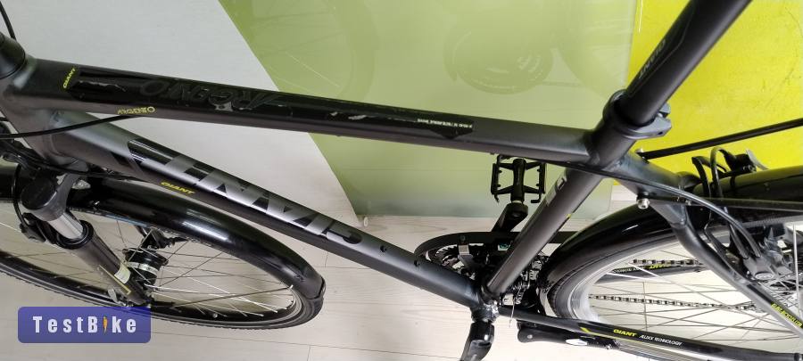 Giant Argento 55 cm, agydinamó, hidrauiikus felnifékek, 2023