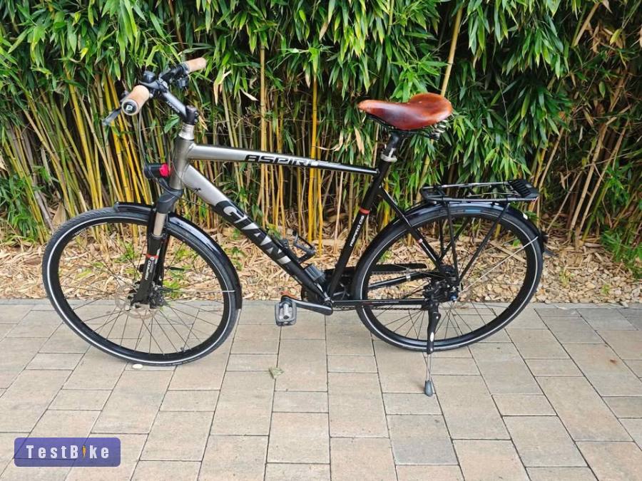 Giant Aspiro CS Alfine Di2 elektromos agyváltós trekking