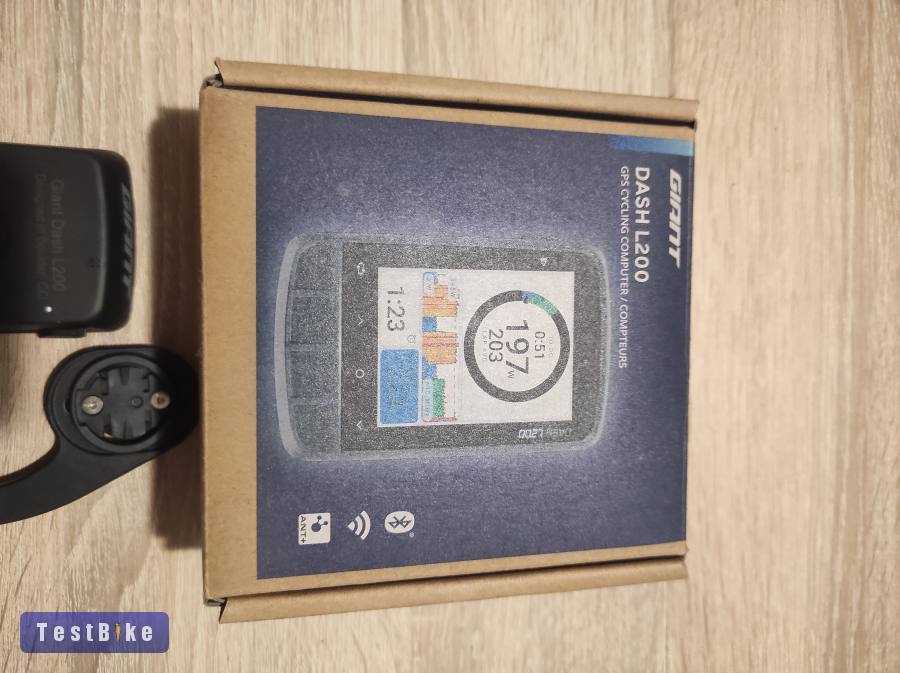 Giant Dash L200 computer