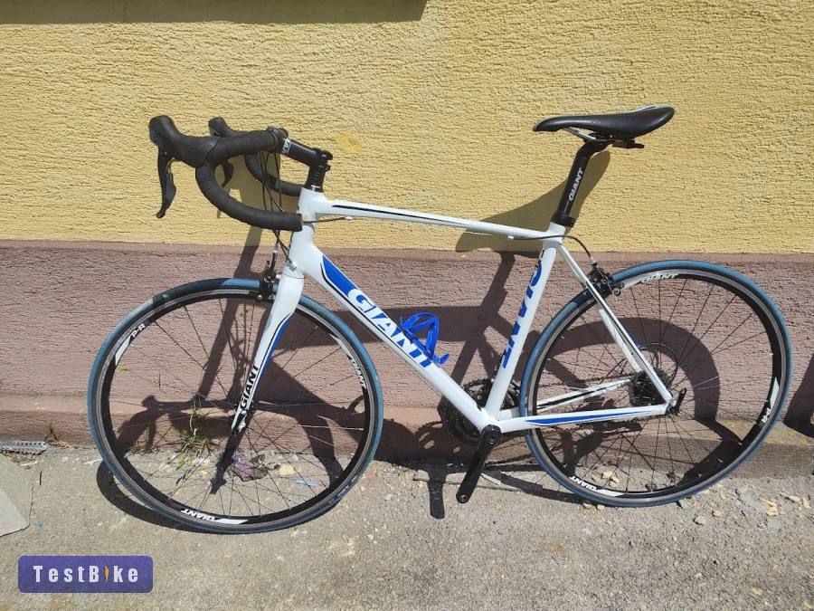 Giant Defy 1 alu/karbon országúti kerékpár (M/L)
