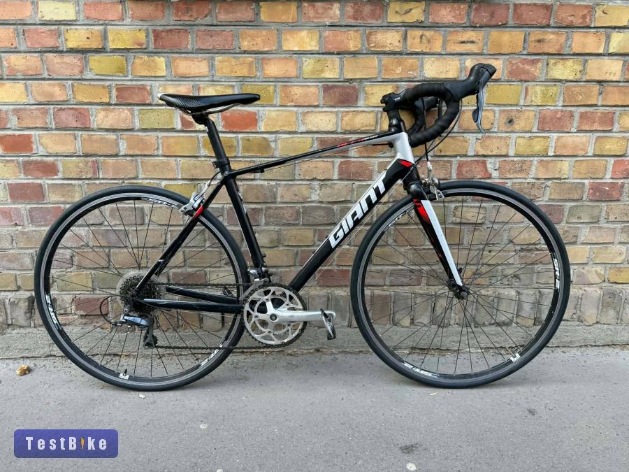 Giant Defy 2 országúti kerékpár 54 cm (173-183 cm)