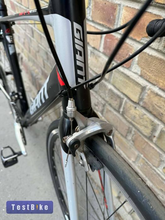 Giant Defy 2 országúti kerékpár 54 cm (173-183 cm)