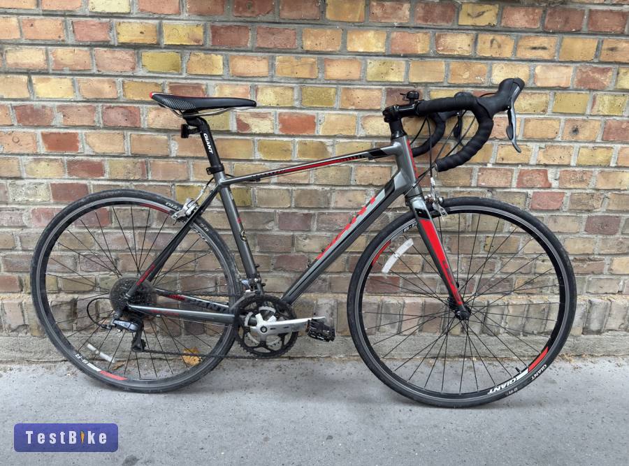 Giant Defy 3 országúti kerékpár 50 cm (163-175 cm)