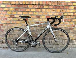 Giant Defy 3 országúti kerékpár 50 cm (163-175 cm)