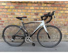 Giant Defy 3 országúti kerékpár 54 cm (170-178 cm)