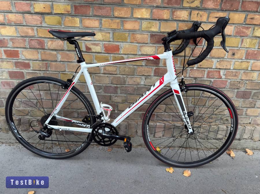 Giant Defy 3 országúti kerékpár 58 cm (183-193 cm)