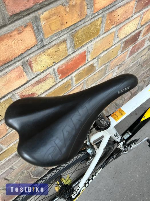 Giant Defy 3 országúti kerékpár 58 cm (185-195 cm)
