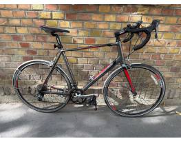 Giant Defy 5 országúti kerékpár 58 méret (187–198 cm)