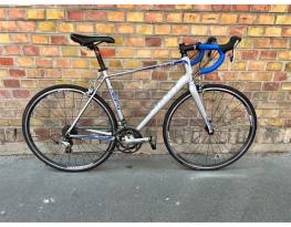 Giant Defy országúti kerékpár 54 cm (173-183)