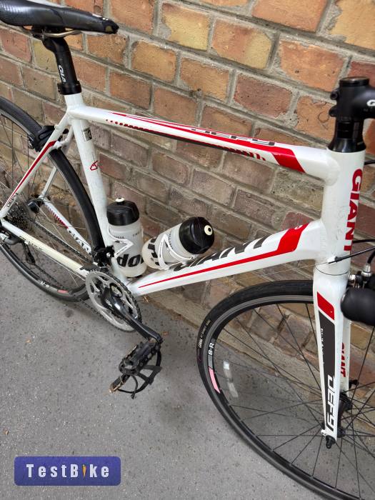 Giant Defy országúti kerékpár 54 cm (175-185 cm)