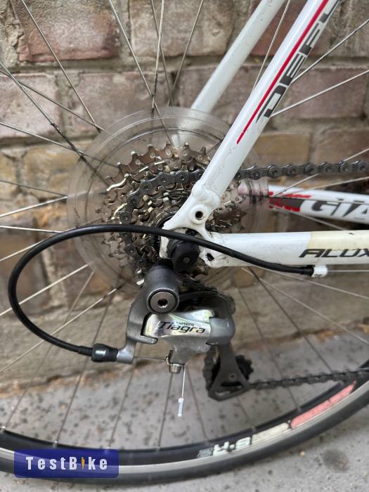 Giant Defy országúti kerékpár 54 cm (175-185 cm)