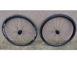 Giant-DT átütőtengelyes gravel kerékszett 29"