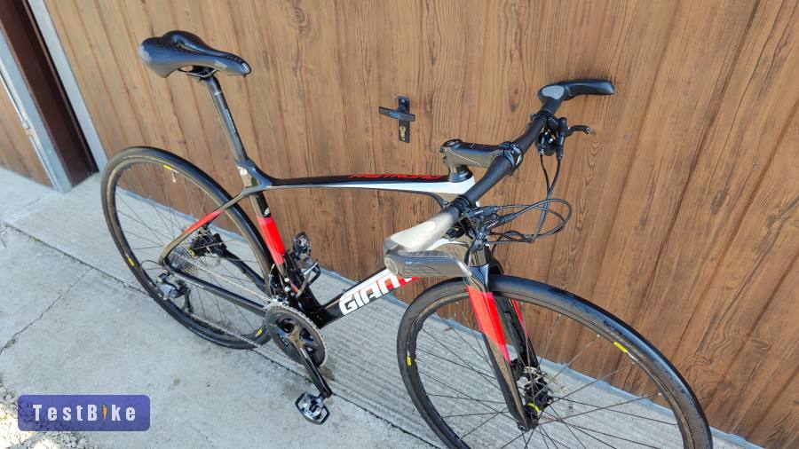 Giant Fastroad Advanced karbon fintess bringa