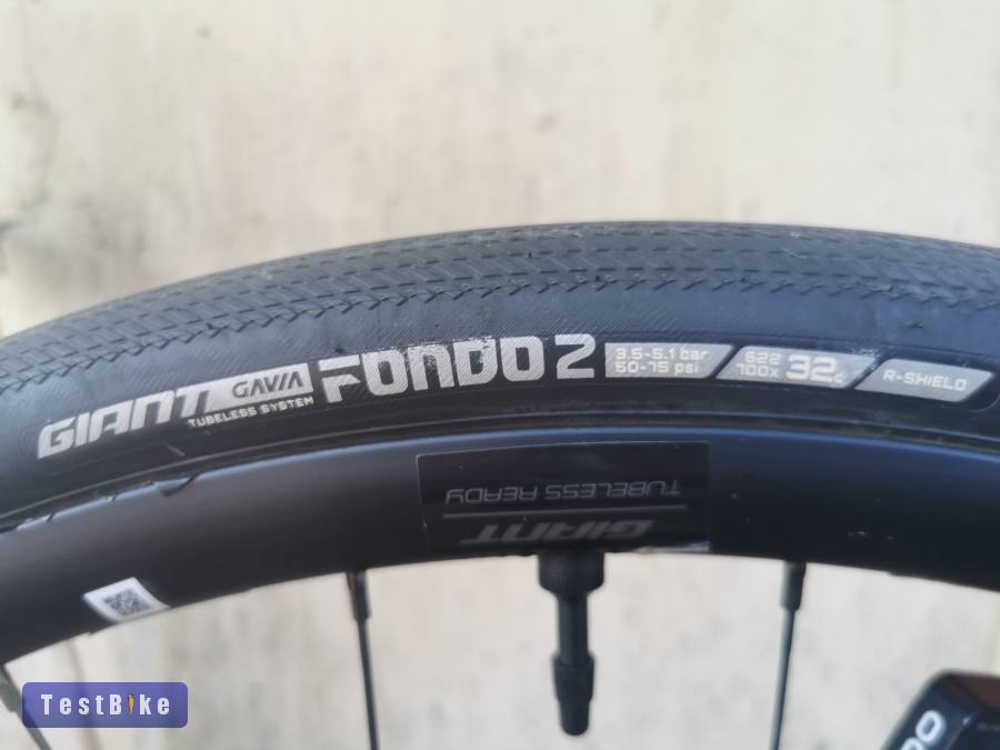 Giant Fastroad Advanced városi kerékpár