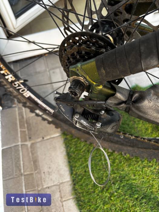 Giant Glory 2020 M vázzal