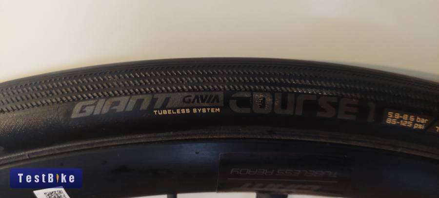 Giant gyári alukerekek külső gumival+féktárcsával