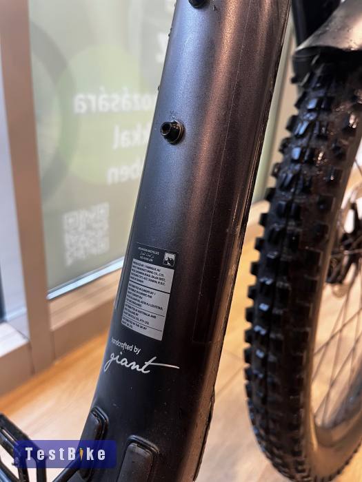 Giant Intrigue 29 M 2024 új állapotú 