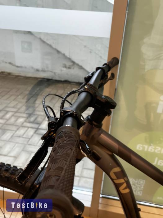 Giant Intrigue 29 M 2024 új állapotú 